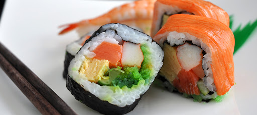 To-Ne Sushi (414 Queen St W)
